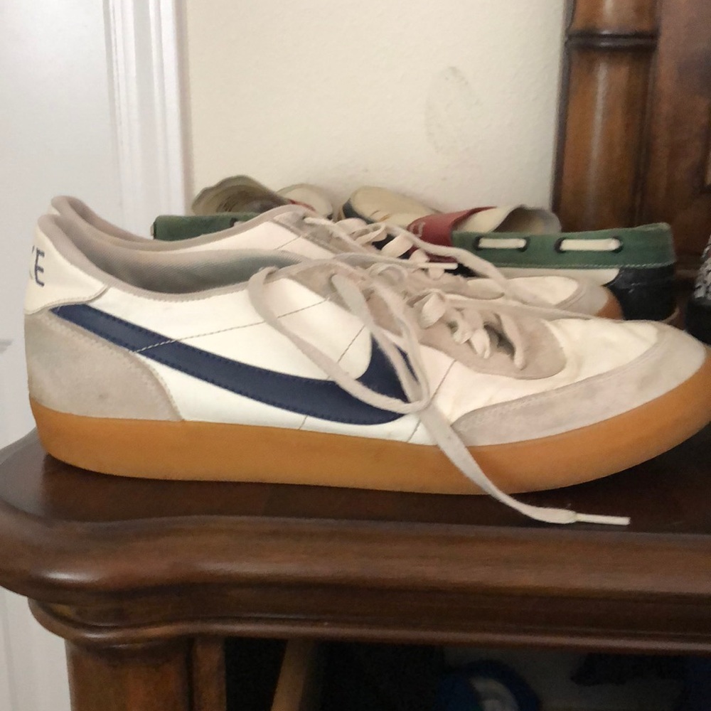 - Nike kill shot 2s